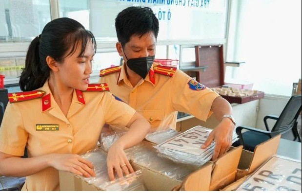 Kết quả đấu giá biển số xe ô tô ngày 5/1: Biển ngũ quý 2 của TP. Hồ Chí Minh được chốt giá cao nhất